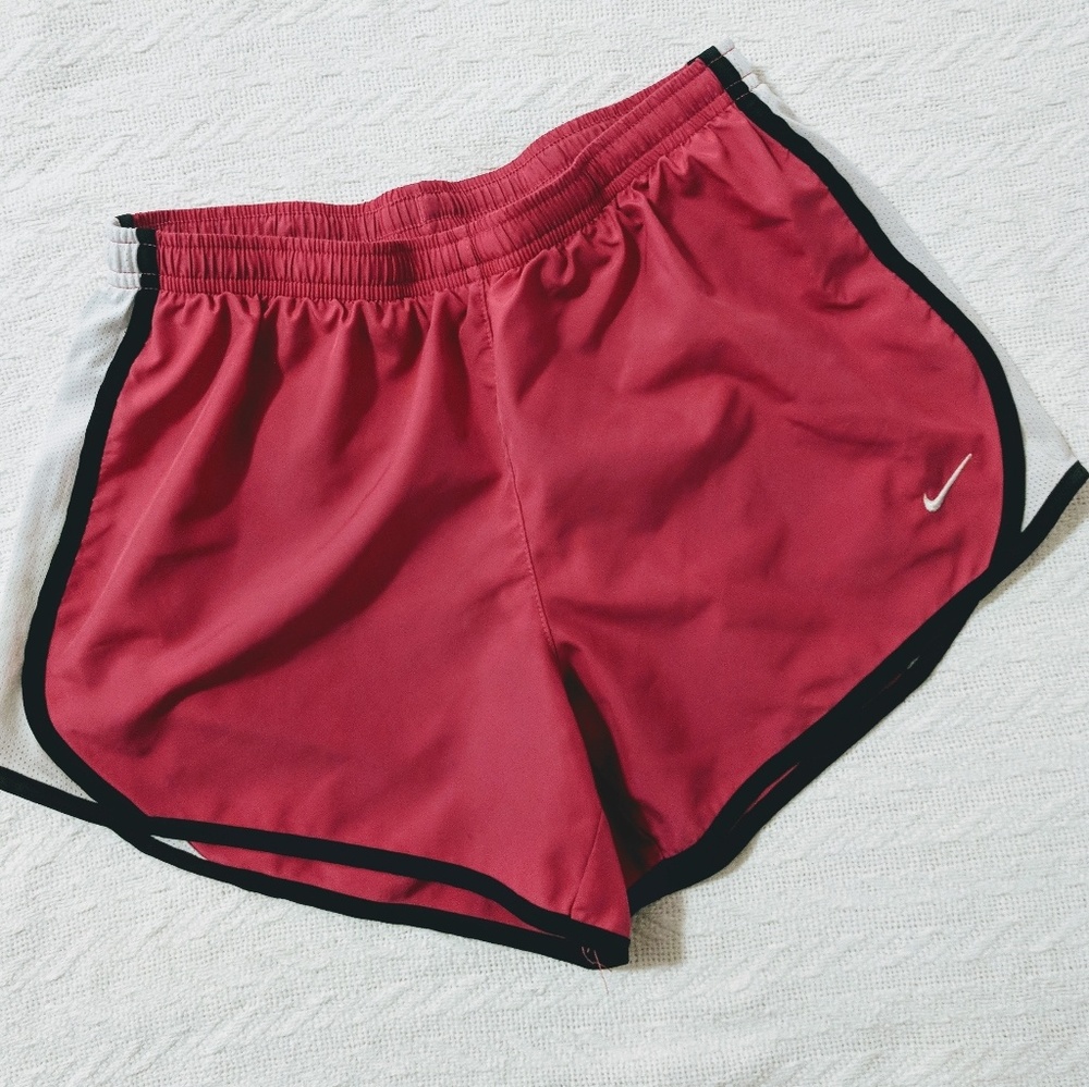 Nike - Youth Large